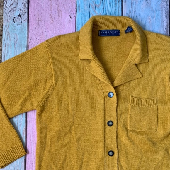 Karen Scott mustard yellow button up cardigan size petite medium - Picture 3 of 7